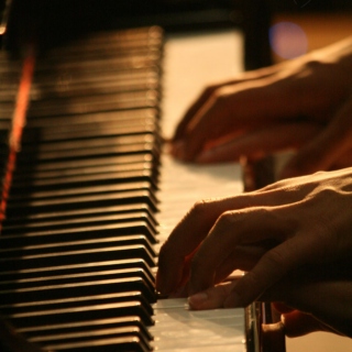 When love plays the piano