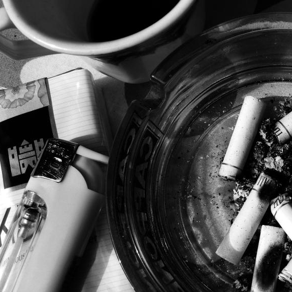 Cigarettes_and_Coffee_by_nagyi94-5667.jp