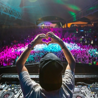 ♫ DJ Life ♫