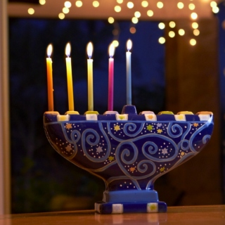 Hanukkah Night Four: Songs of Love