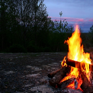 When this lonely campfire reminds me of old flames