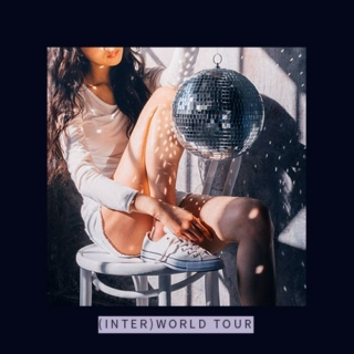 (Inter)World Tour