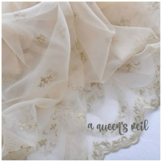 a queen's veil