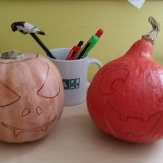 Carving them pumpkins no. 2