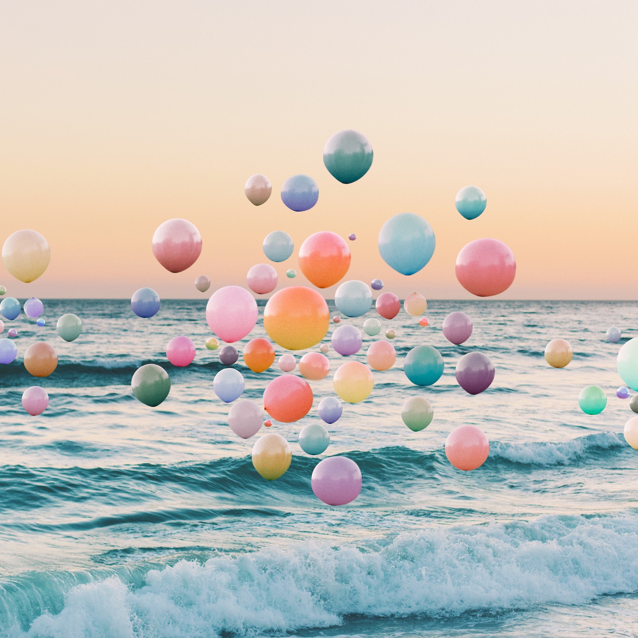 Воздушные шары на пляже